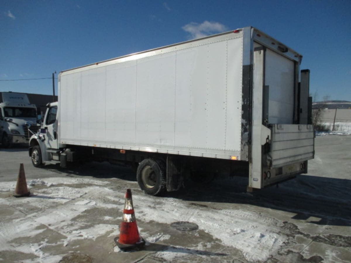 2015 Freightliner/Mercedes M2 106 347075