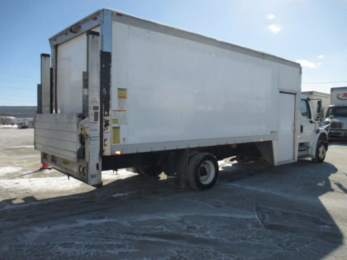 2015 Freightliner/Mercedes M2 106 347075