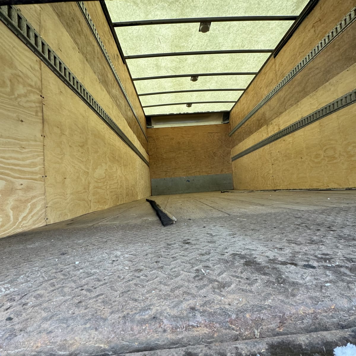 2015 Isuzu NRR 347199