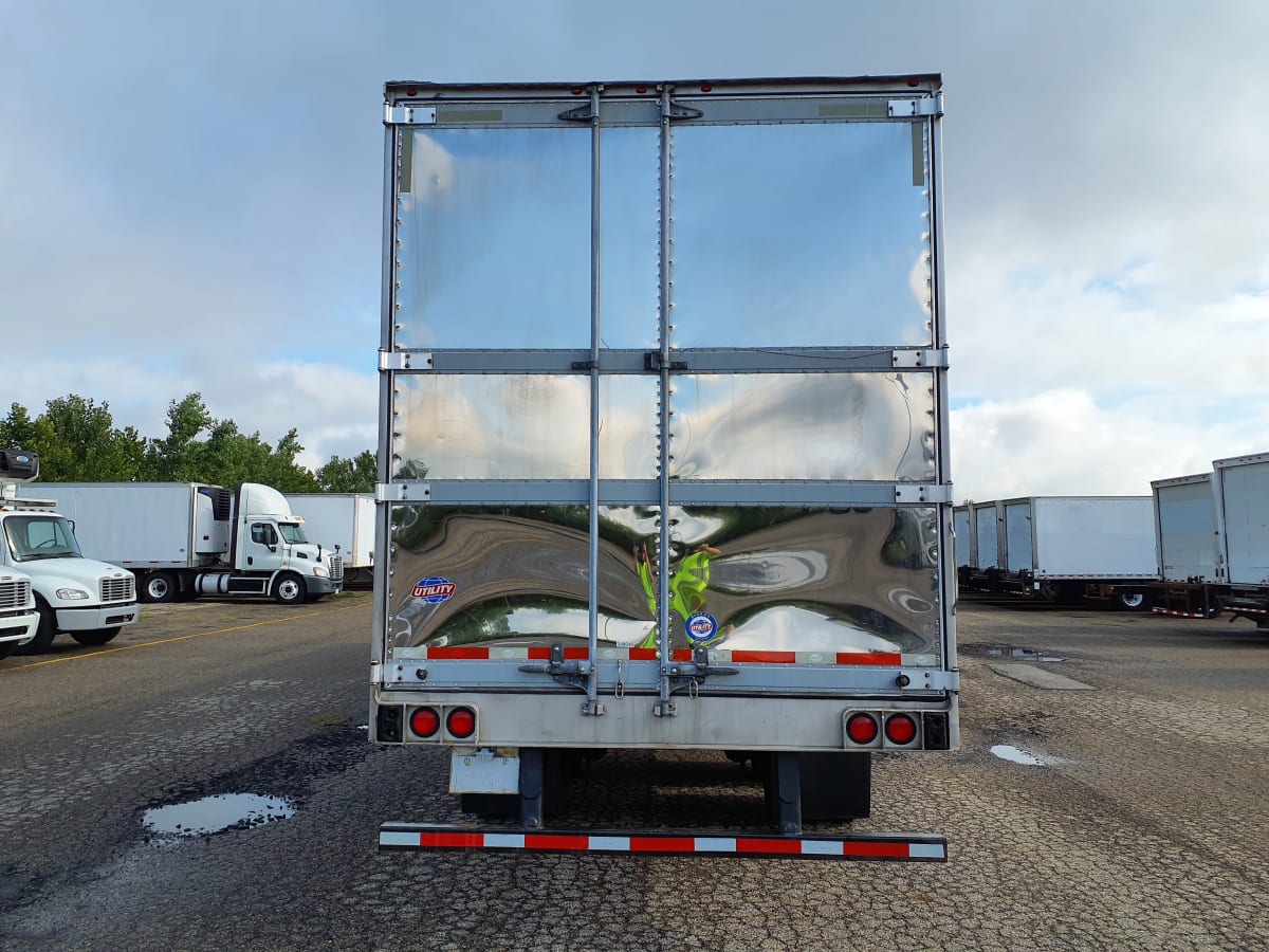 2016 Utility Trailers VS2RA 50/162/102 348040