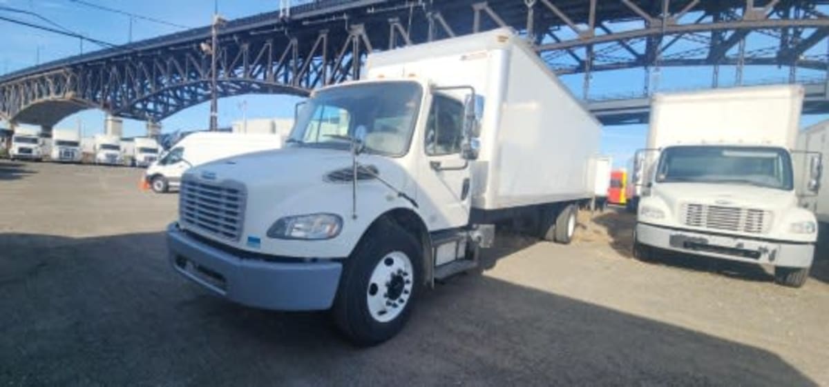 2016 Freightliner/Mercedes M2 106 349576