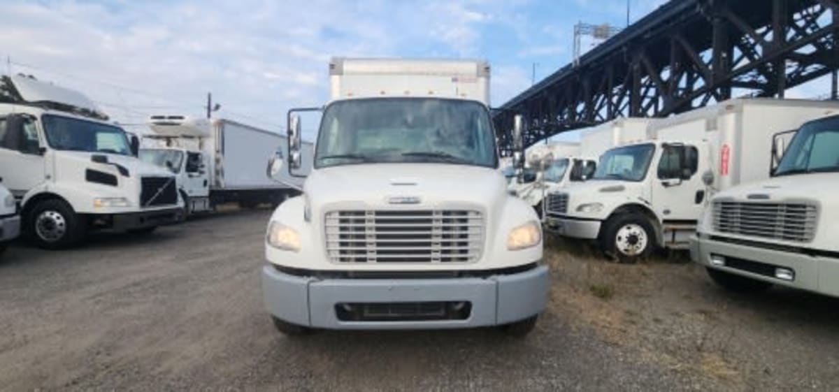 2016 Freightliner/Mercedes M2 106 349579