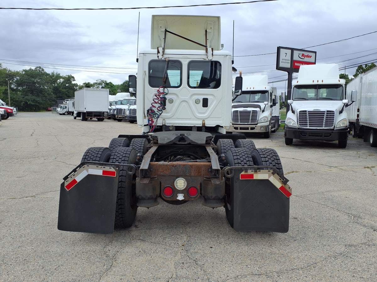 2015 Freightliner/Mercedes CASCADIA 125 350125