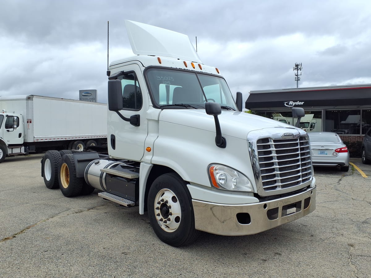2015 Freightliner/Mercedes CASCADIA 125 350125