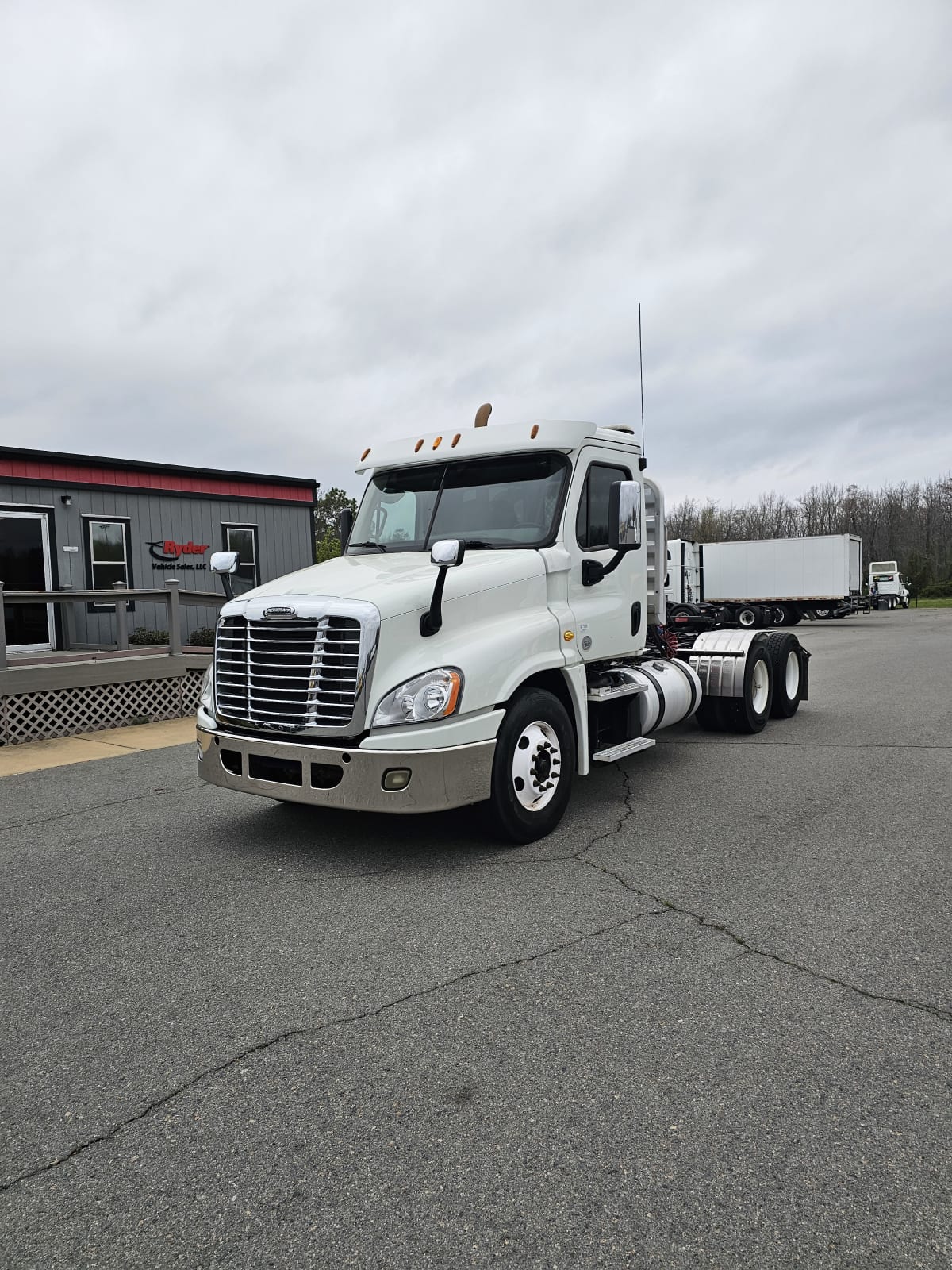 2015 Freightliner/Mercedes CASCADIA 125 350464