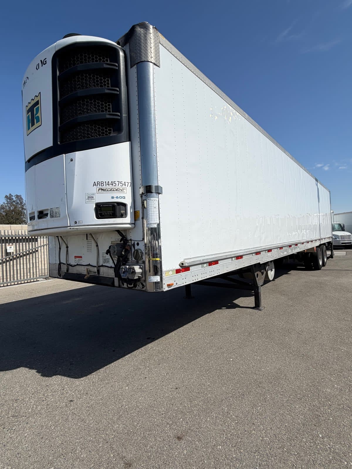 2016 Utility Trailers VS2RA 48/162/102 350543