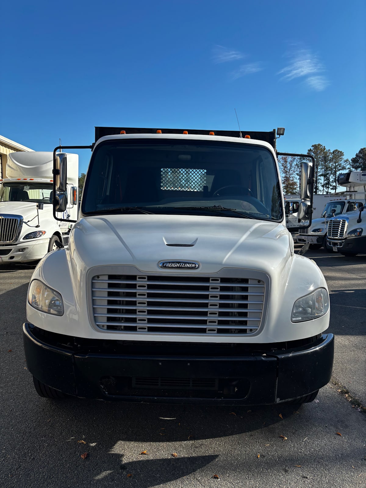 2015 Freightliner/Mercedes M2 106 351115