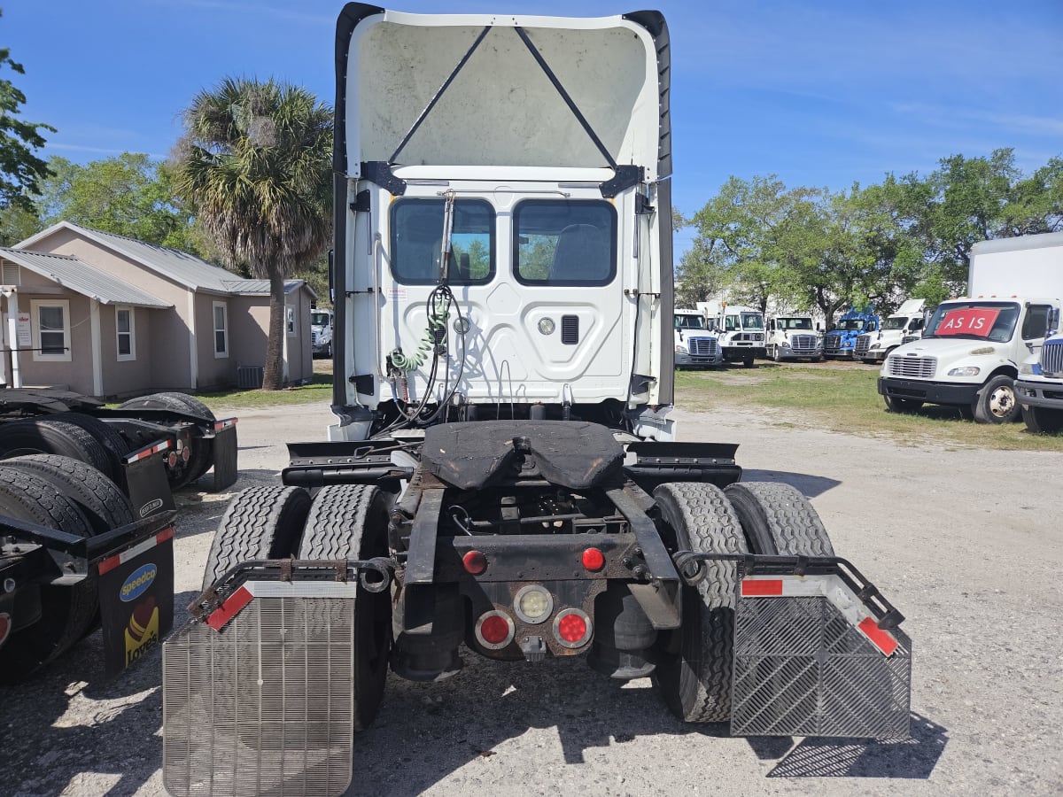 2016 Freightliner/Mercedes CASCADIA 125 351718