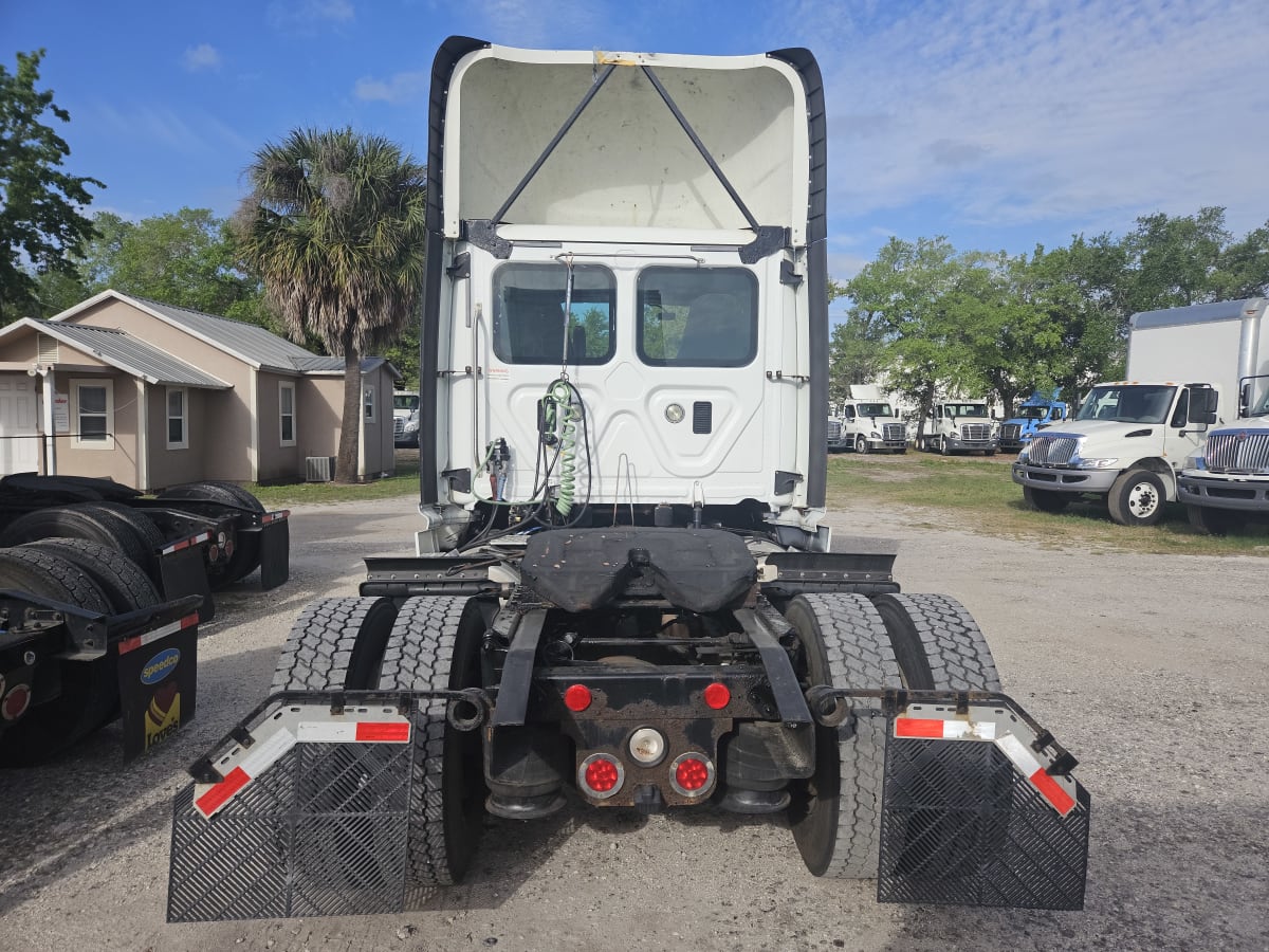 2016 Freightliner/Mercedes CASCADIA 125 351719