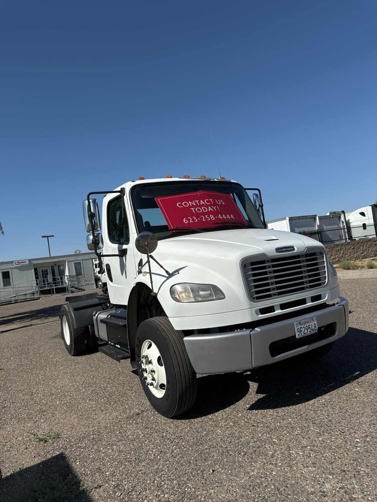 2016 Freightliner/Mercedes M2 106 352081