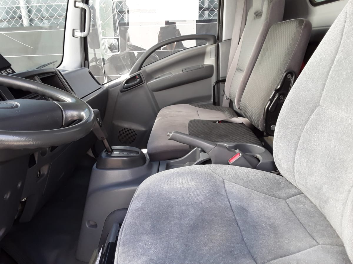 2015 Isuzu NRR 352275