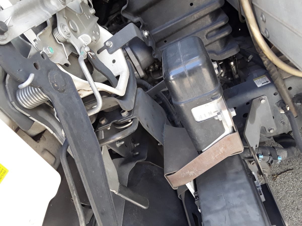 2015 Isuzu NRR 352275