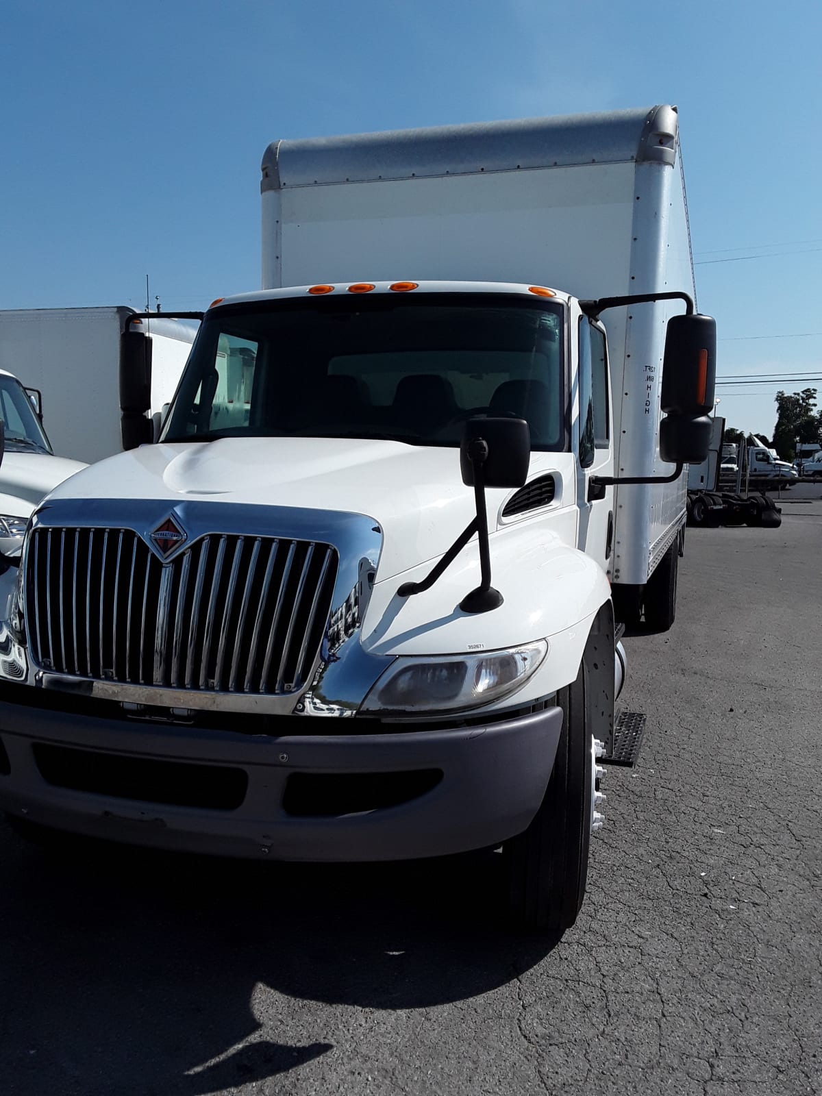 2015 Navistar International 4300 352671