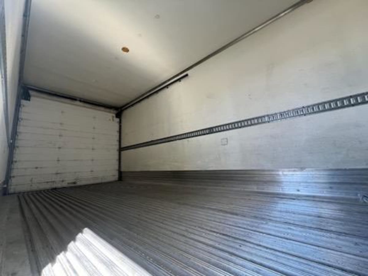 2015 Freightliner/Mercedes M2 106 352937