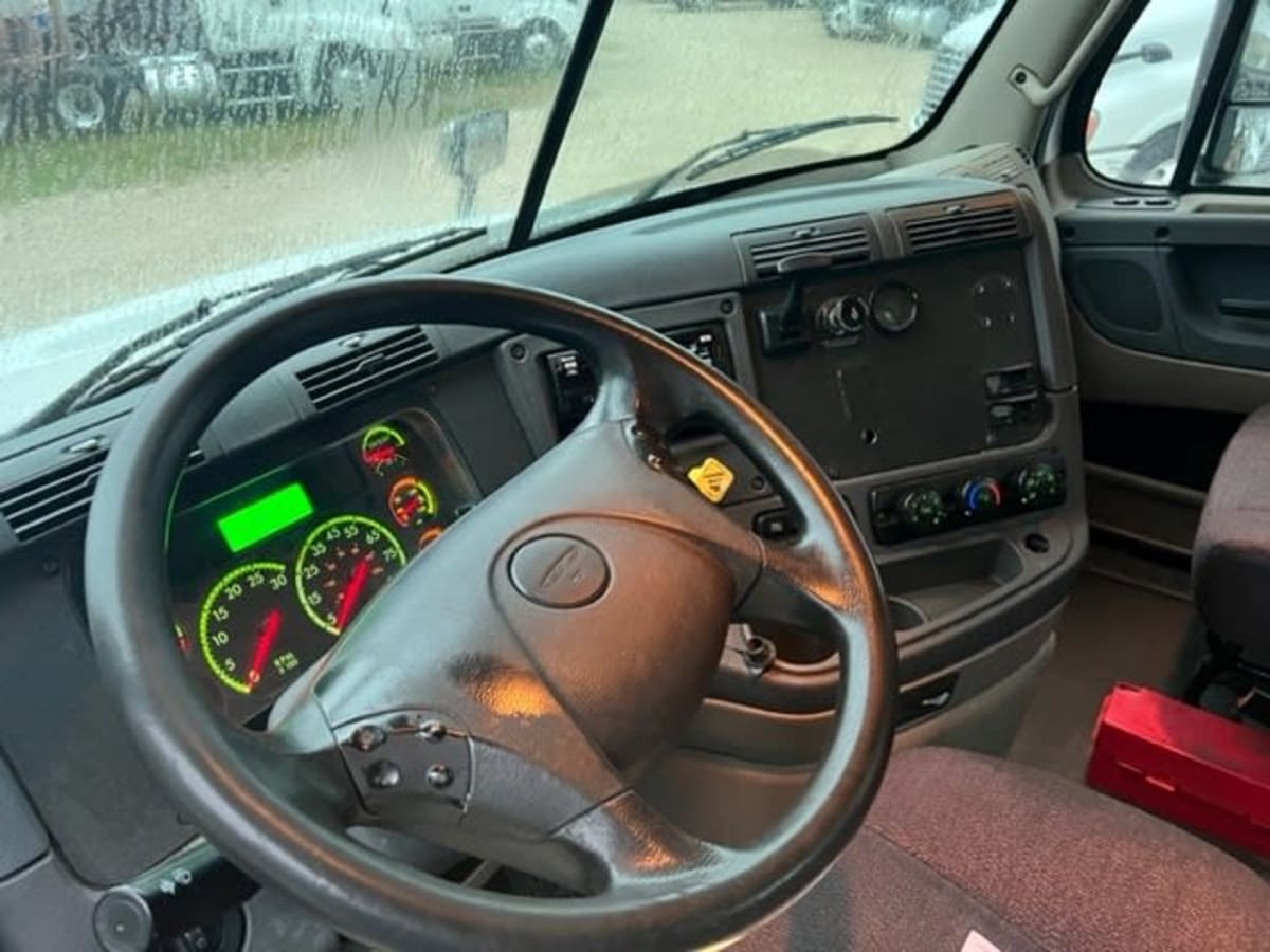 2016 Freightliner/Mercedes CASCADIA 125 353798