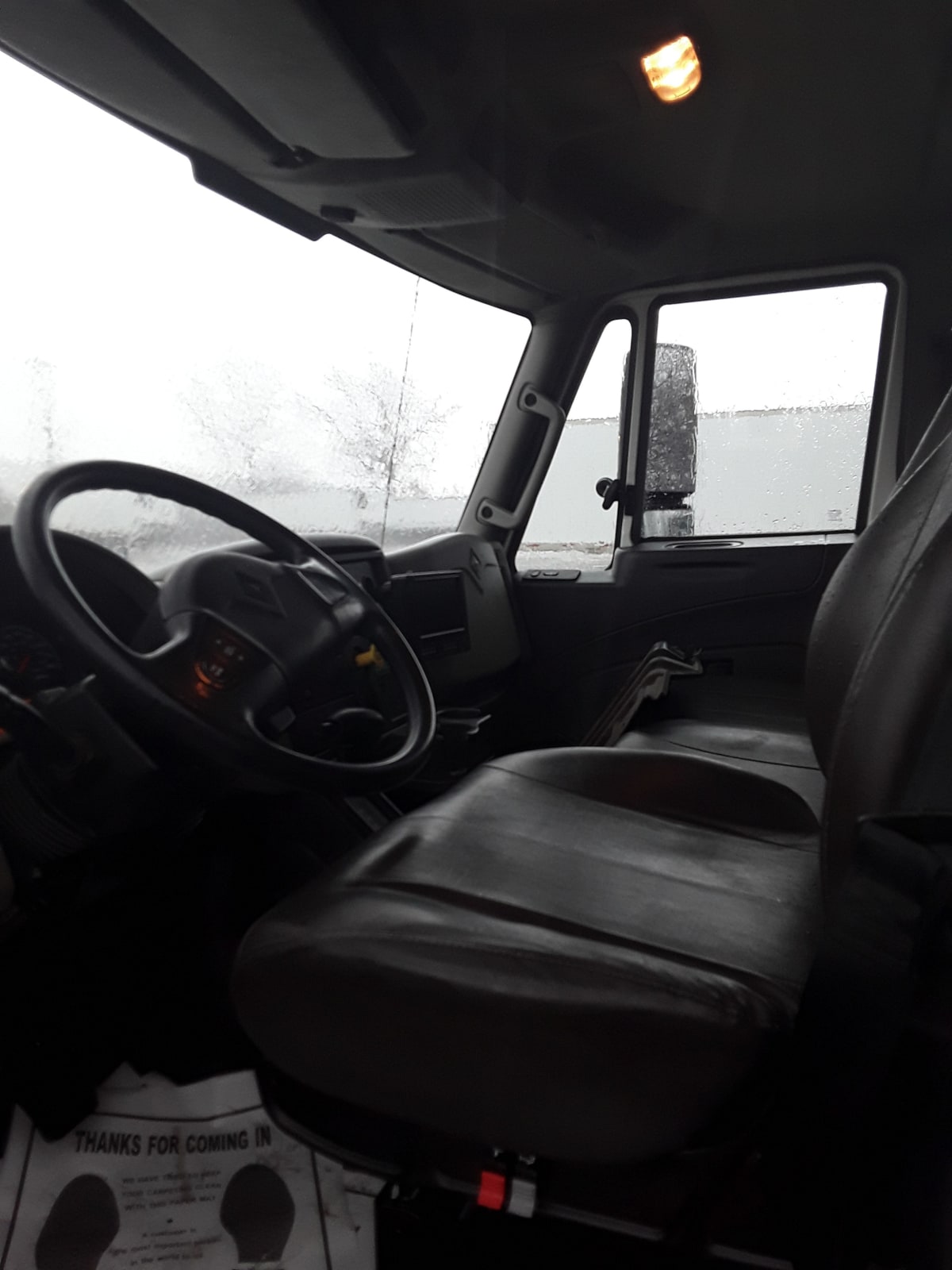 2015 Navistar International 4300 SBA 353930