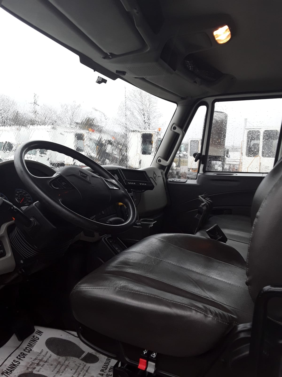 2015 Navistar International 4300 353931