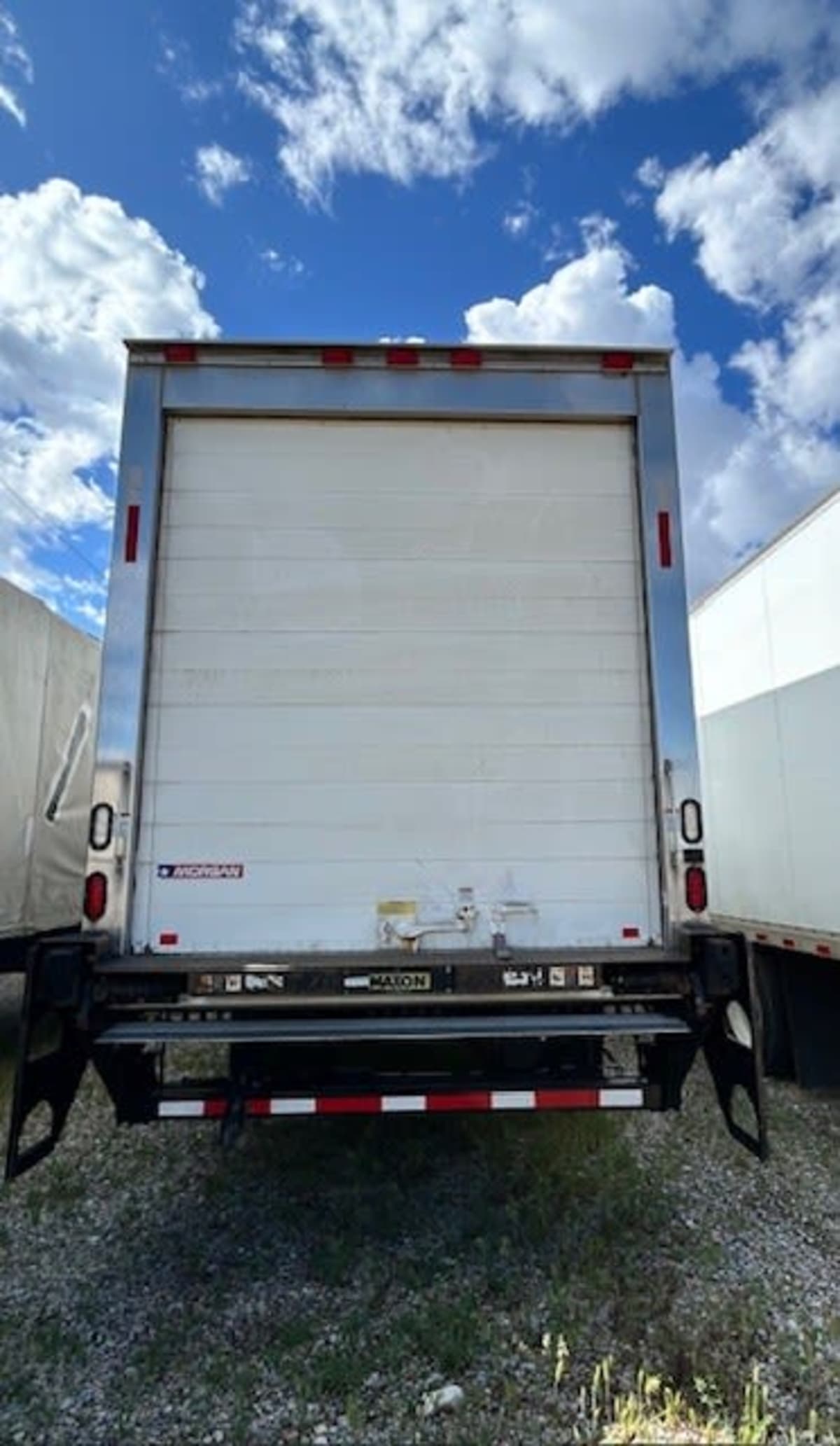 2015 Freightliner M2 106 - image 5