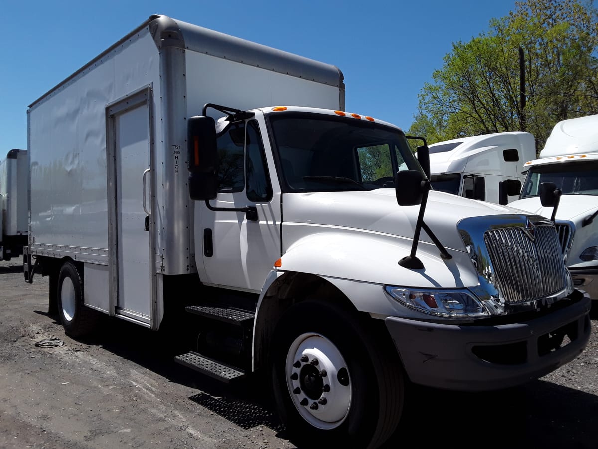 2015 Navistar International 4300 354071