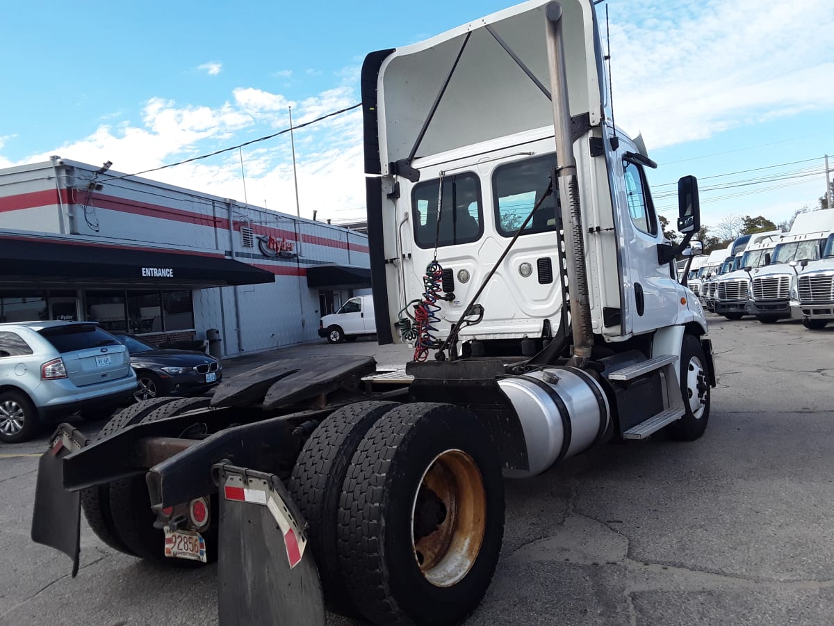 2016 Freightliner/Mercedes CASCADIA 113 354321