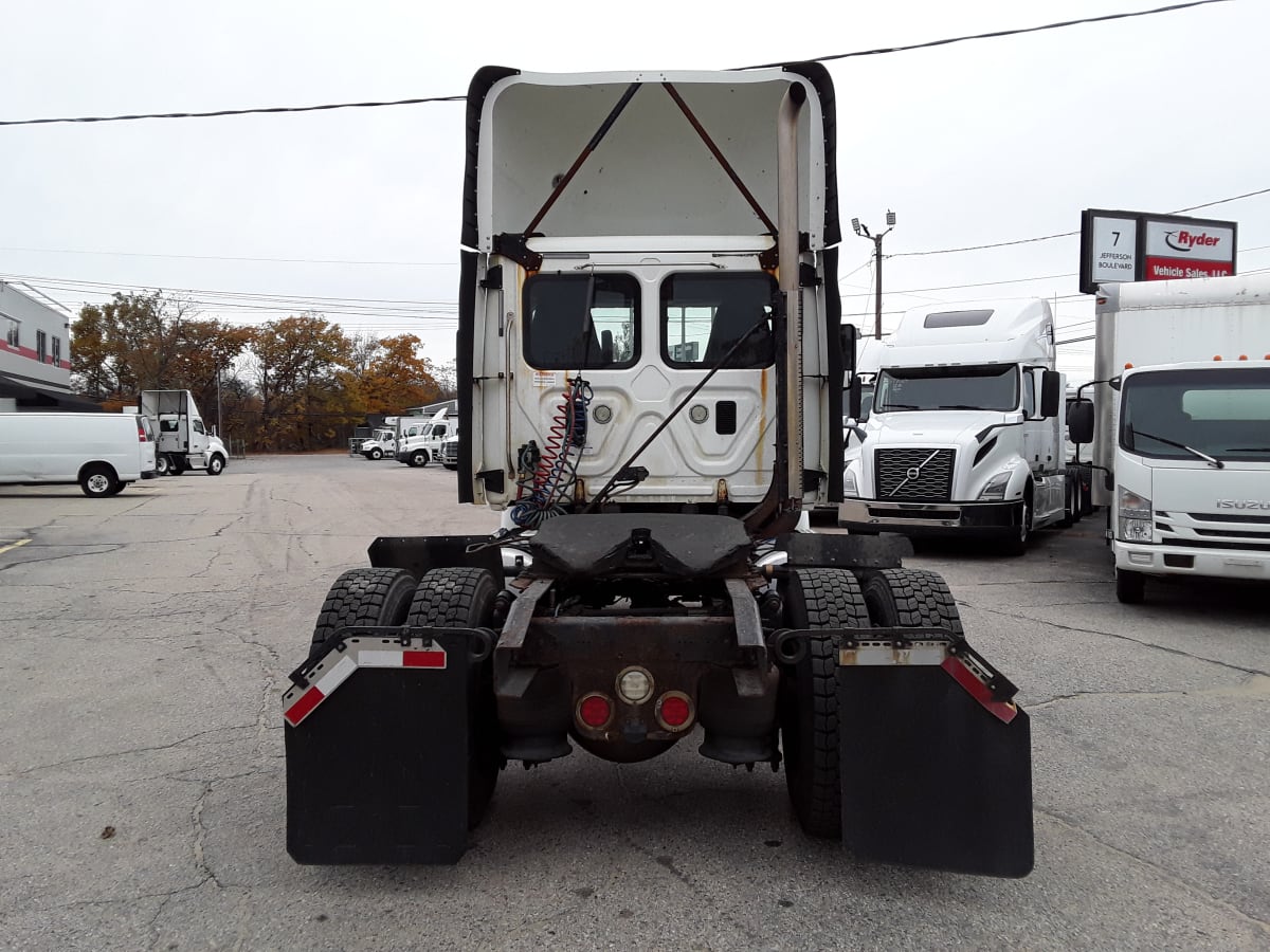 2016 Freightliner/Mercedes CASCADIA 113 354322