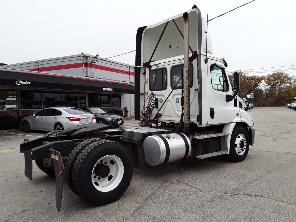 2016 Freightliner/Mercedes CASCADIA 113 354322