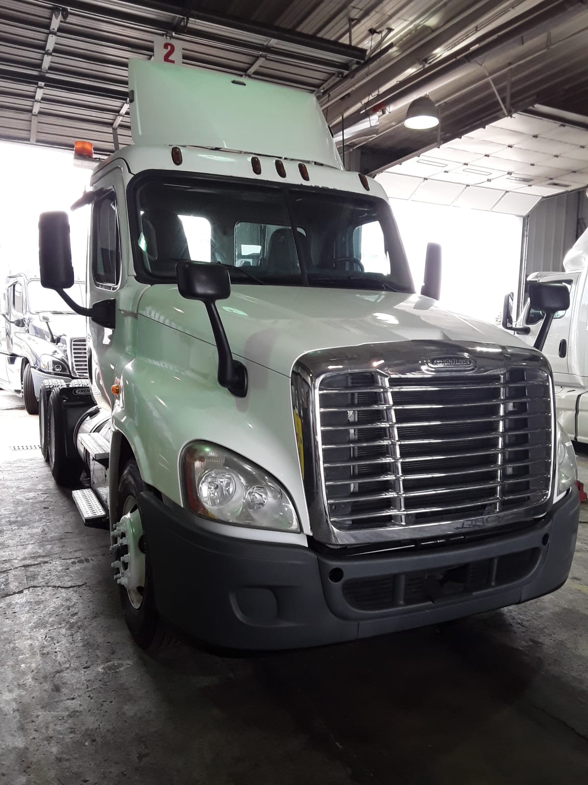 2016 Freightliner/Mercedes CASCADIA 125 354577