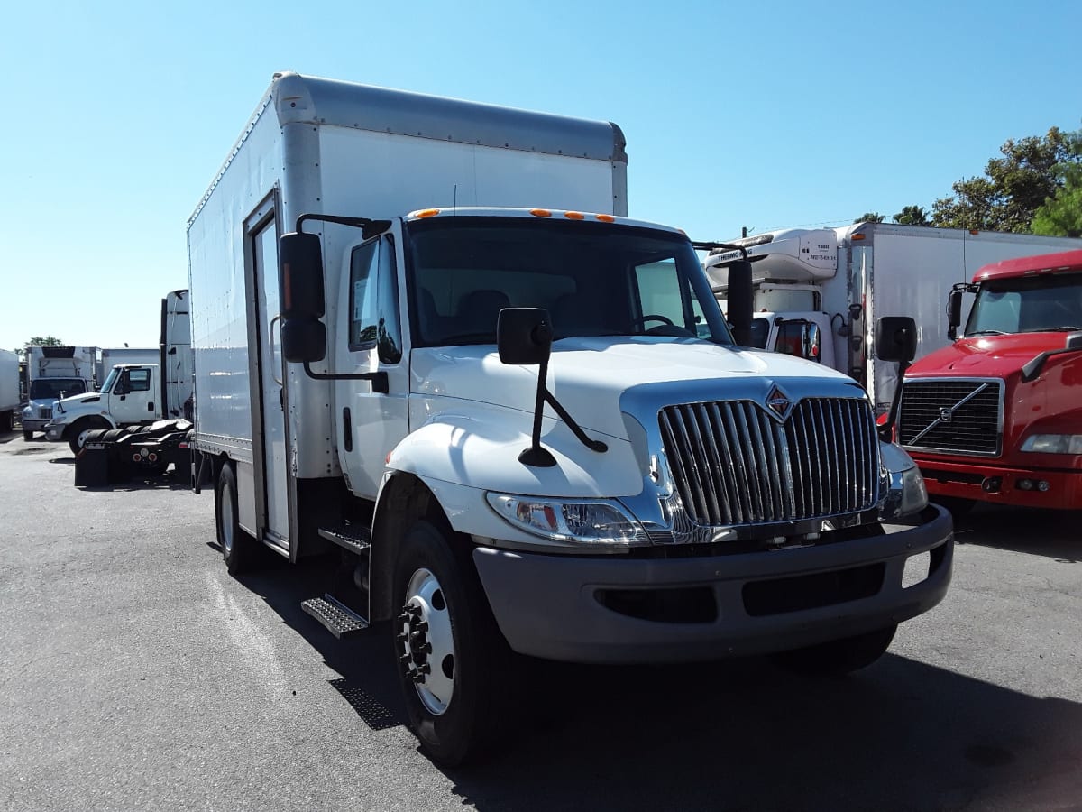 2015 Navistar International 4300 354588