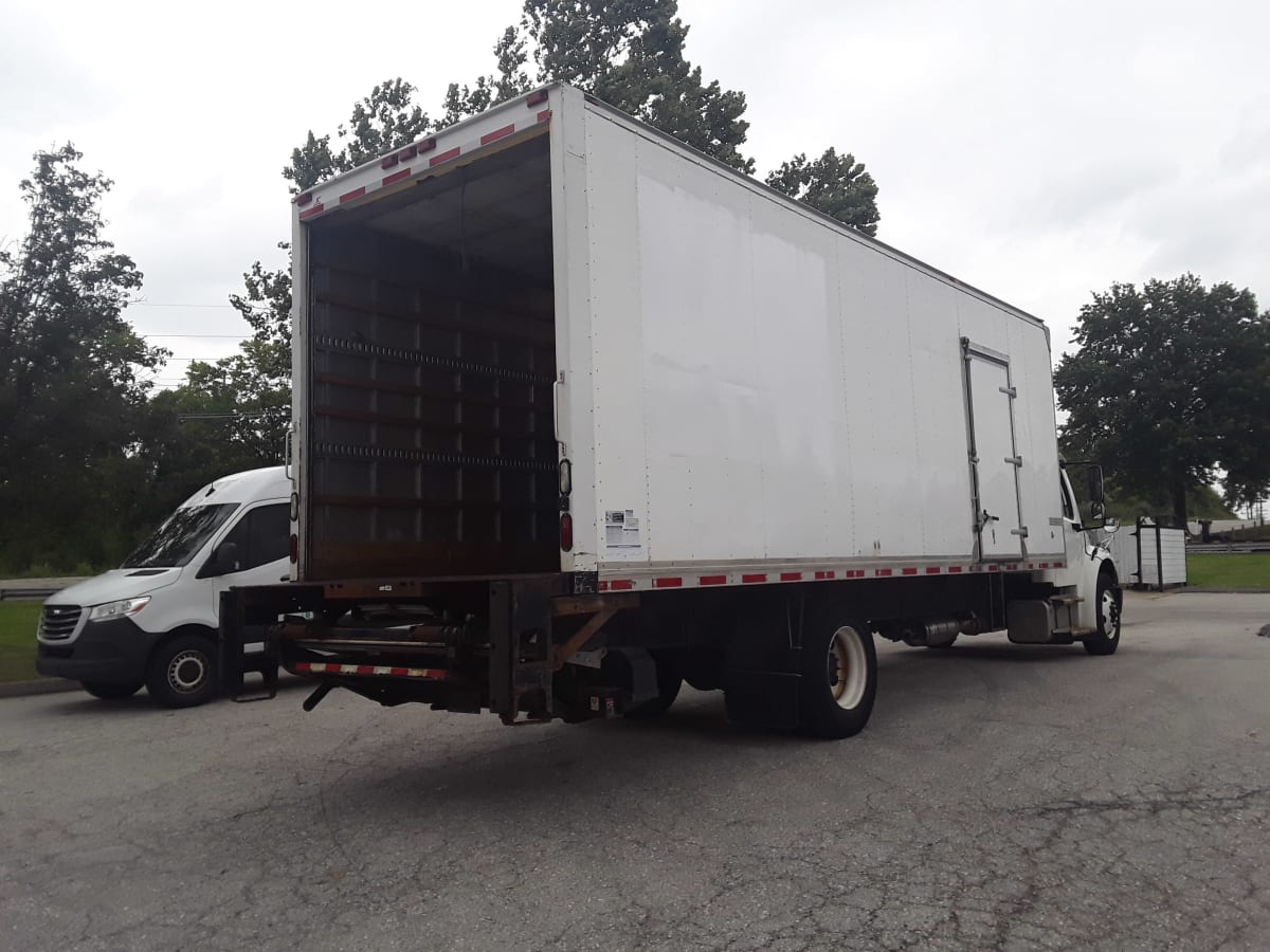 2016 Freightliner/Mercedes M2 106 355004