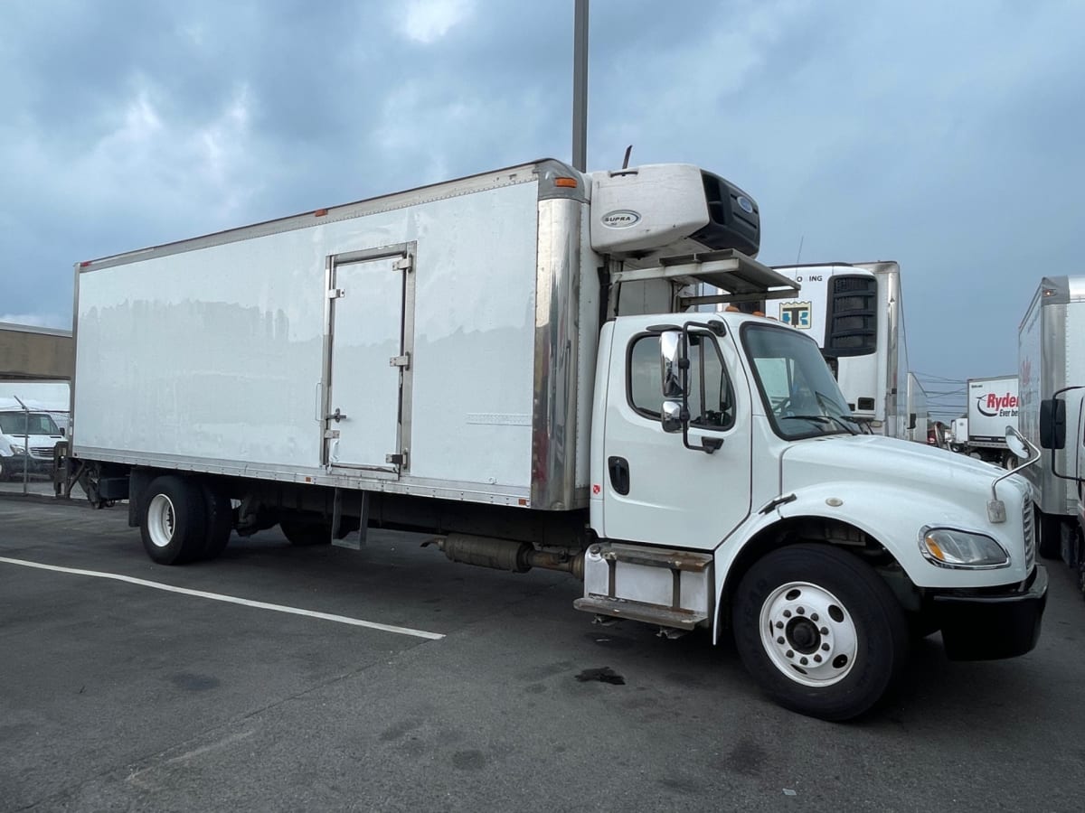 2016 Freightliner/Mercedes M2 106 355996