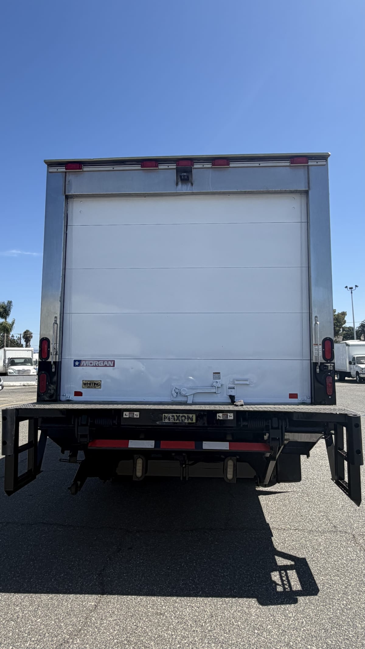 2015 Isuzu NQR in Pomona, CA — photo 5