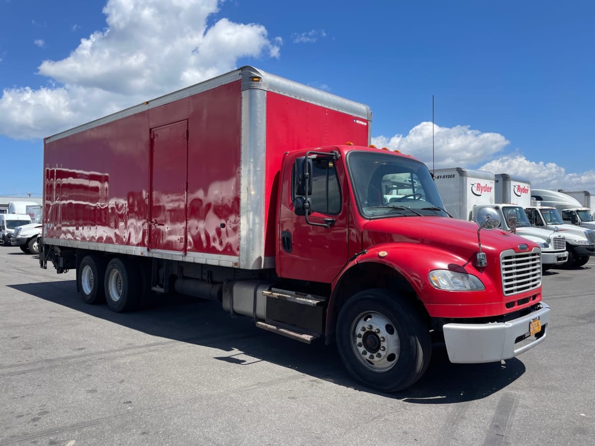 2016 Freightliner/Mercedes M2 106 356571