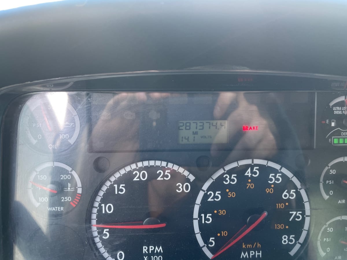 2016 Freightliner/Mercedes M2 106 357195