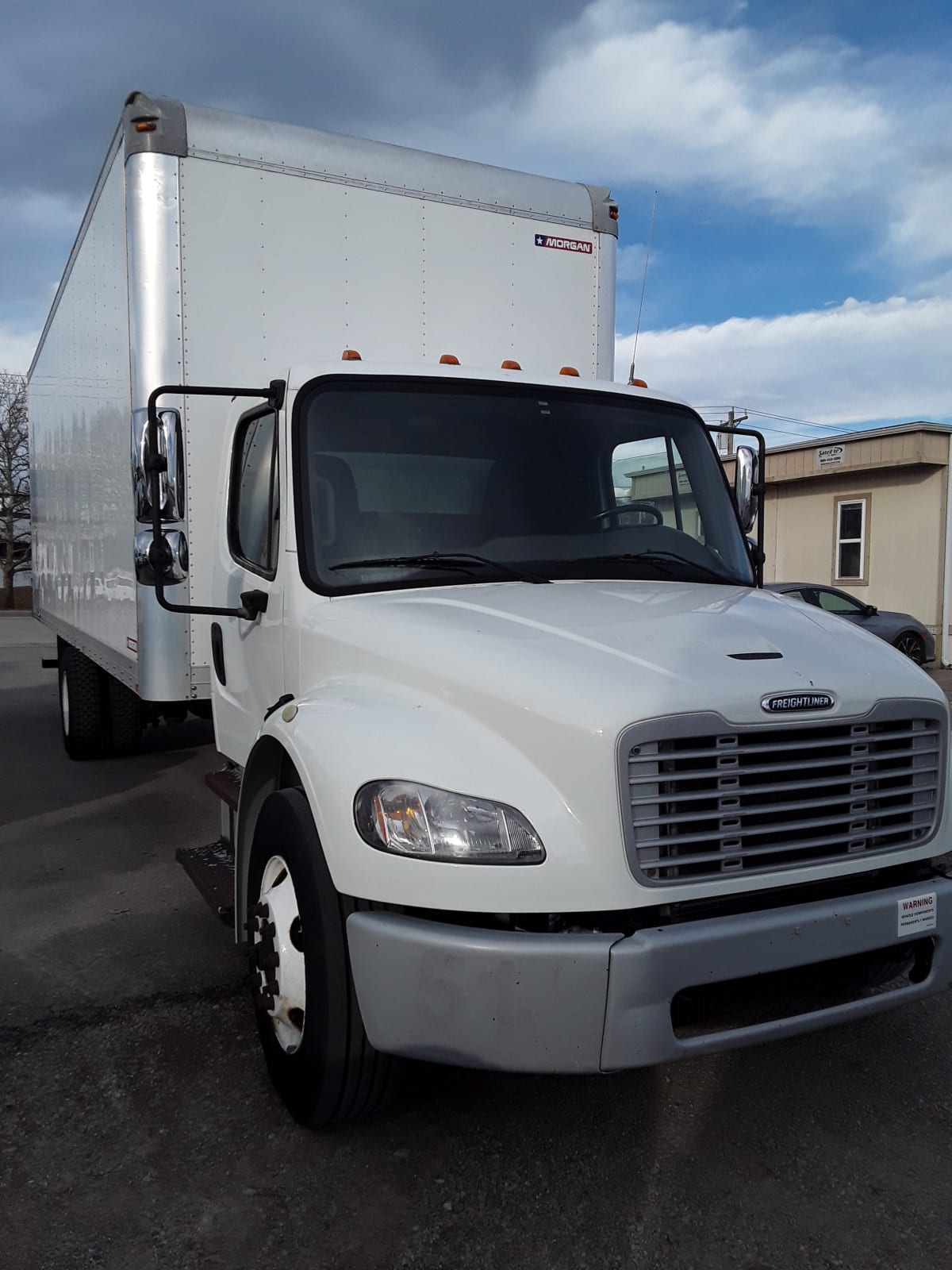 2016 Freightliner/Mercedes M2 106 357927