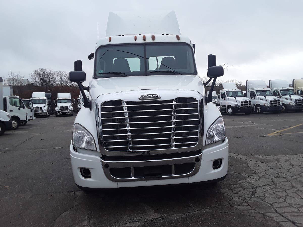 2016 Freightliner/Mercedes CASCADIA 125 358042