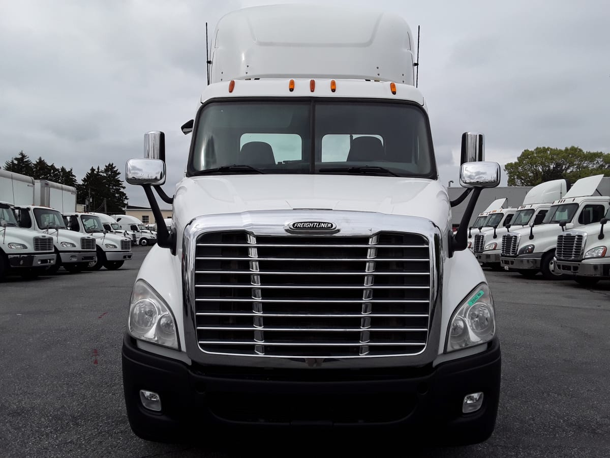 2016 Freightliner/Mercedes CASCADIA 113 358407