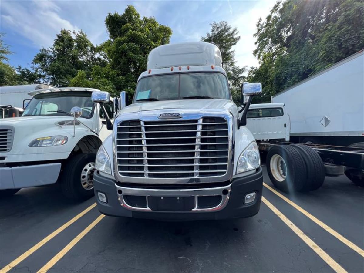 2016 Freightliner/Mercedes CASCADIA 113 358410