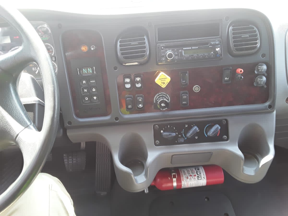 2016 Freightliner M2 106 358688