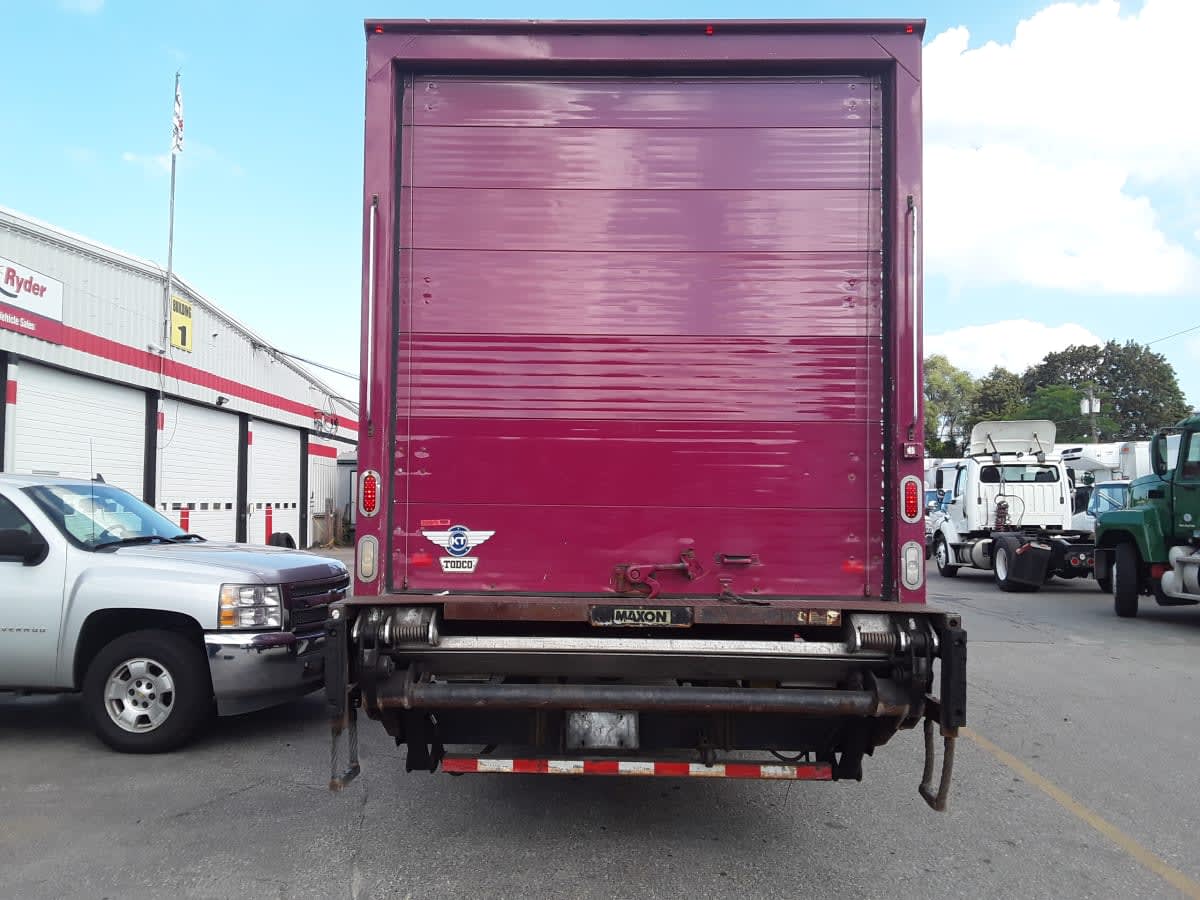 2016 Freightliner M2 106 358976