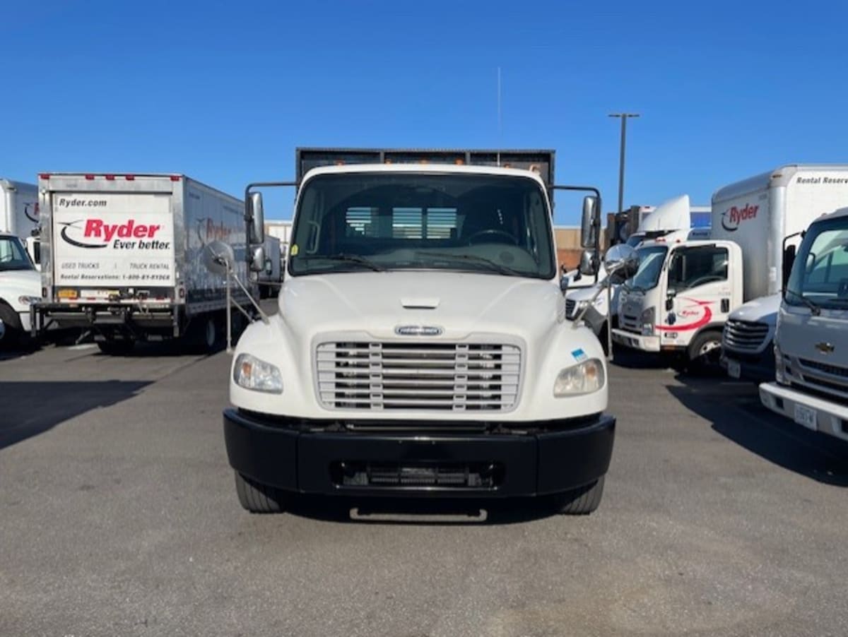 2016 Freightliner/Mercedes M2 106 359081