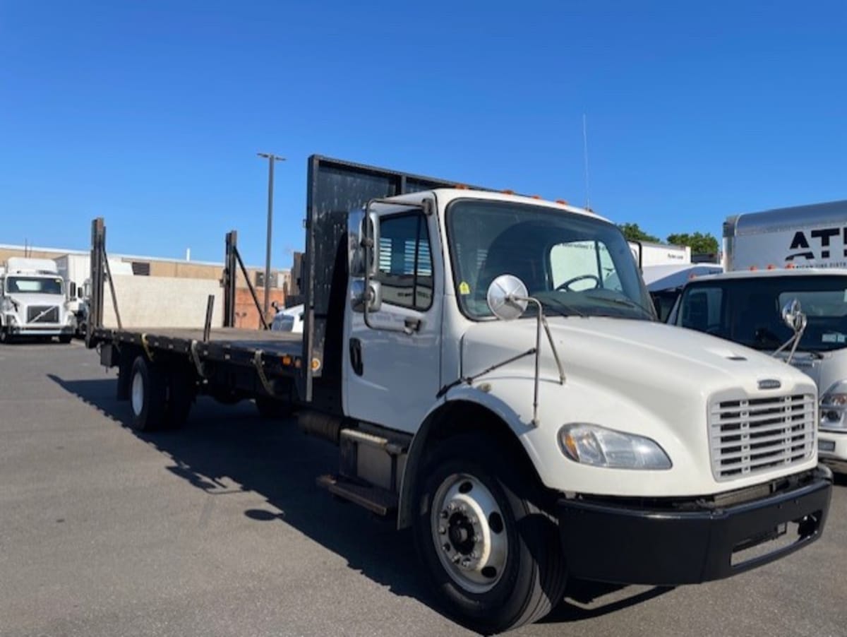 2016 Freightliner/Mercedes M2 106 359081