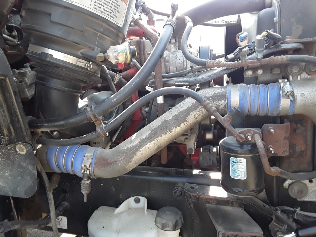 2016 Freightliner/Mercedes M2 106 359140