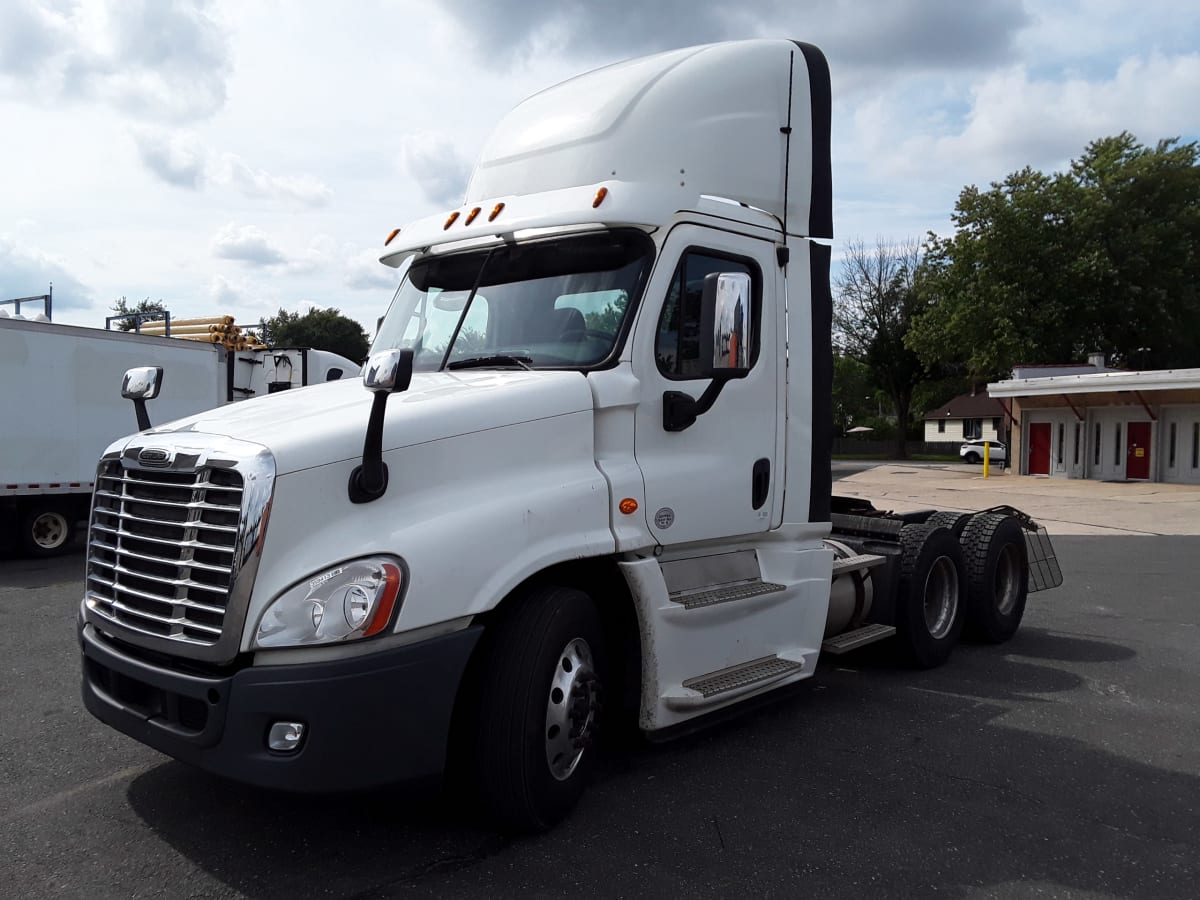 2016 Freightliner/Mercedes CASCADIA 125 359413