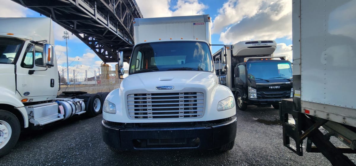 2016 Freightliner/Mercedes M2 106 359687