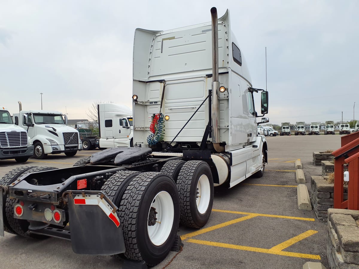 2016 Volvo VNL64TRACTOR 360115