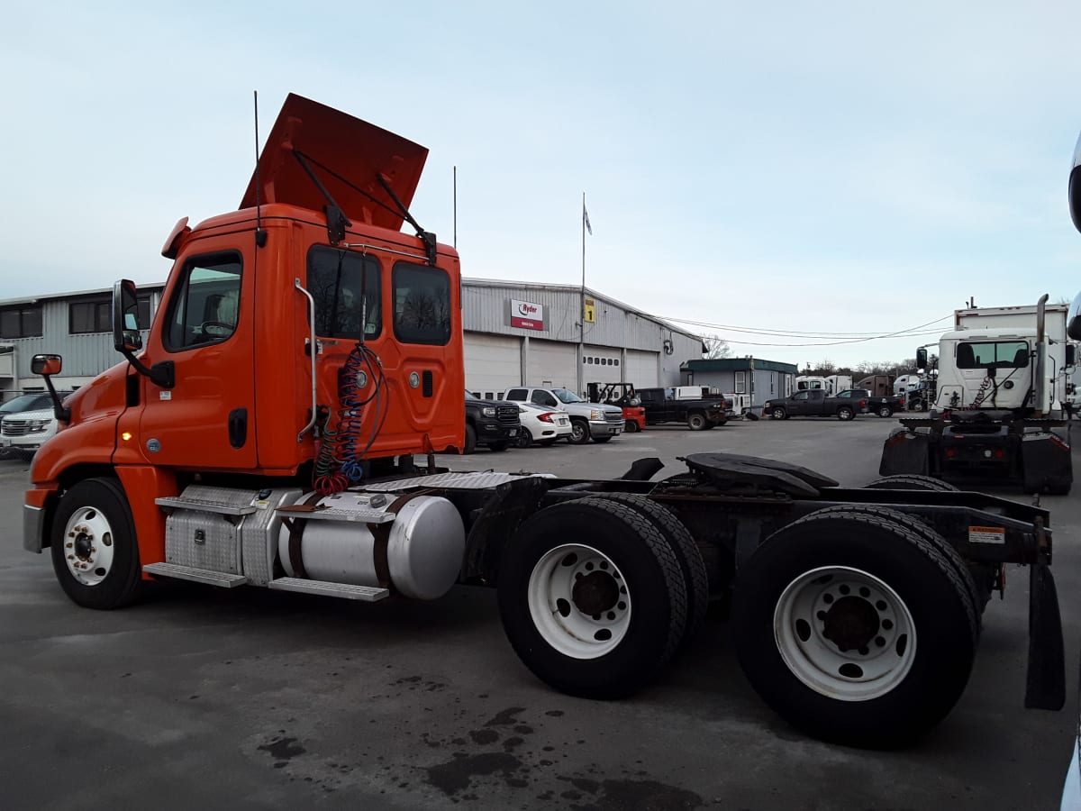 2016 Freightliner/Mercedes CASCADIA 125 361253