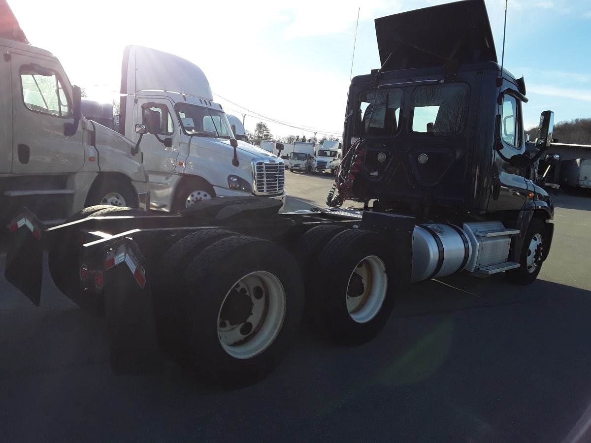 2016 Freightliner/Mercedes CASCADIA 125 361395