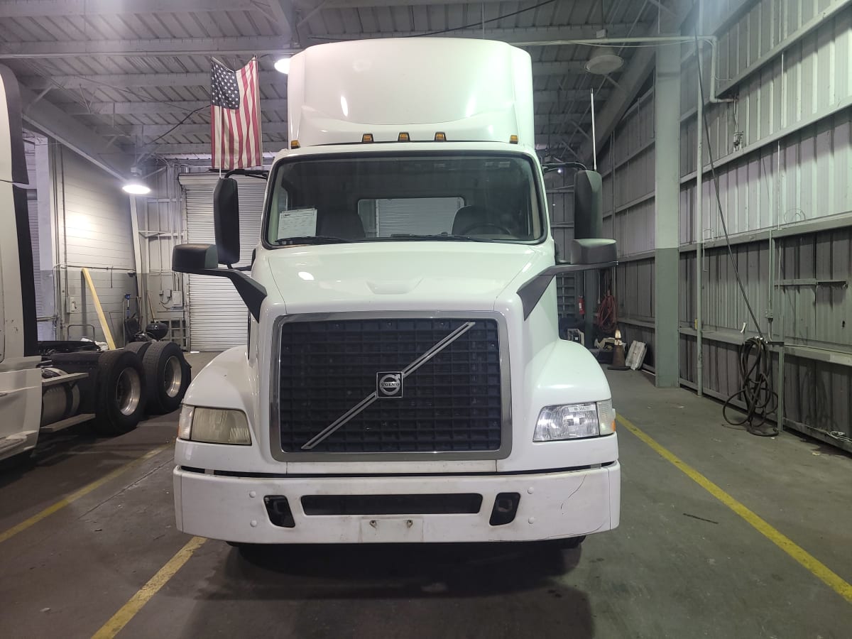 2016 Volvo VNM64T 366287