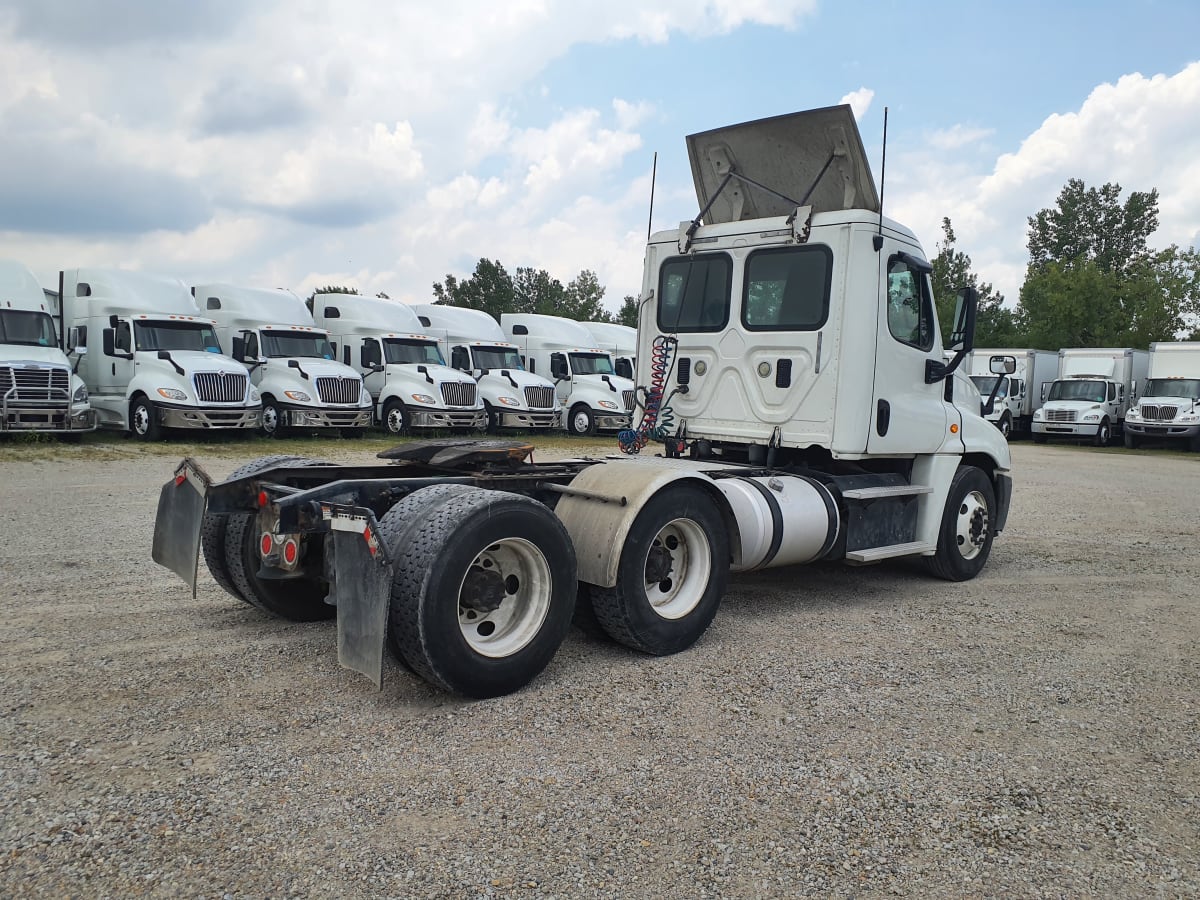 2016 Freightliner/Mercedes CASCADIA 125 366659