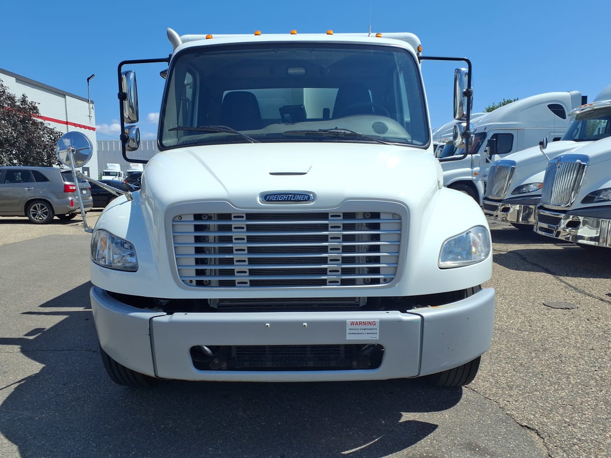 2016 Freightliner/Mercedes M2 106 366679